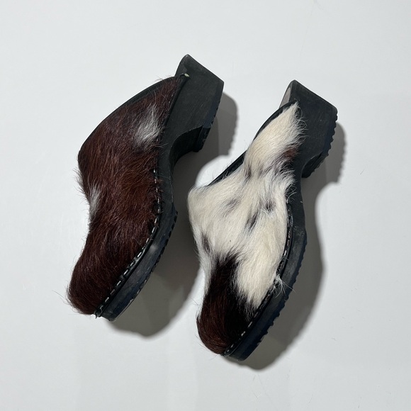 Tessa flex clogs in animal print cow cowhide made in Sweden wooden clog - Picture 1 of 9